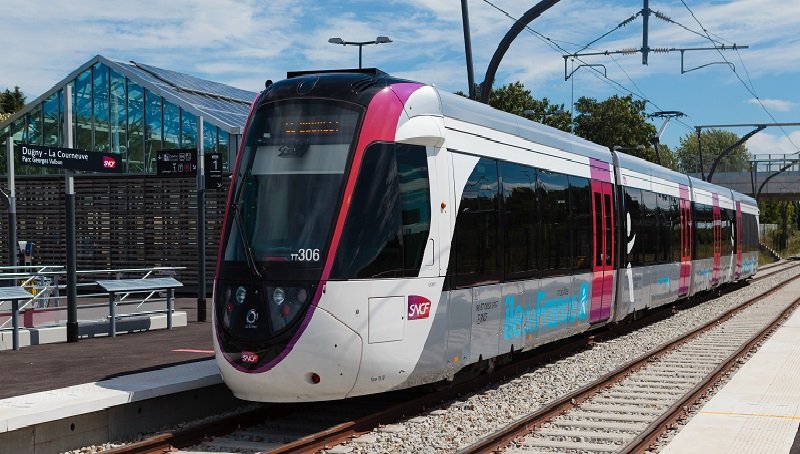 Alstom livrează alte 32 de garnituri Citadis Dualis tram-tren pentru SNCF