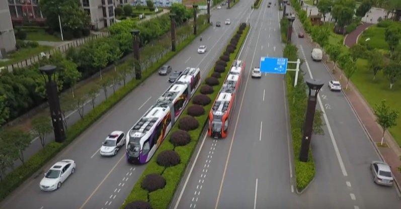 Prezentare: Chinezii de la CRRC testează conceptul electric și autonom de autobuz-tramvai