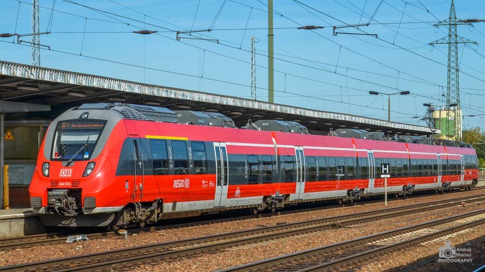 Bombardier a inaugurat un centru de inovație feroviară de ultimă generație pregătind primul tren alimentat cu baterii din Europa