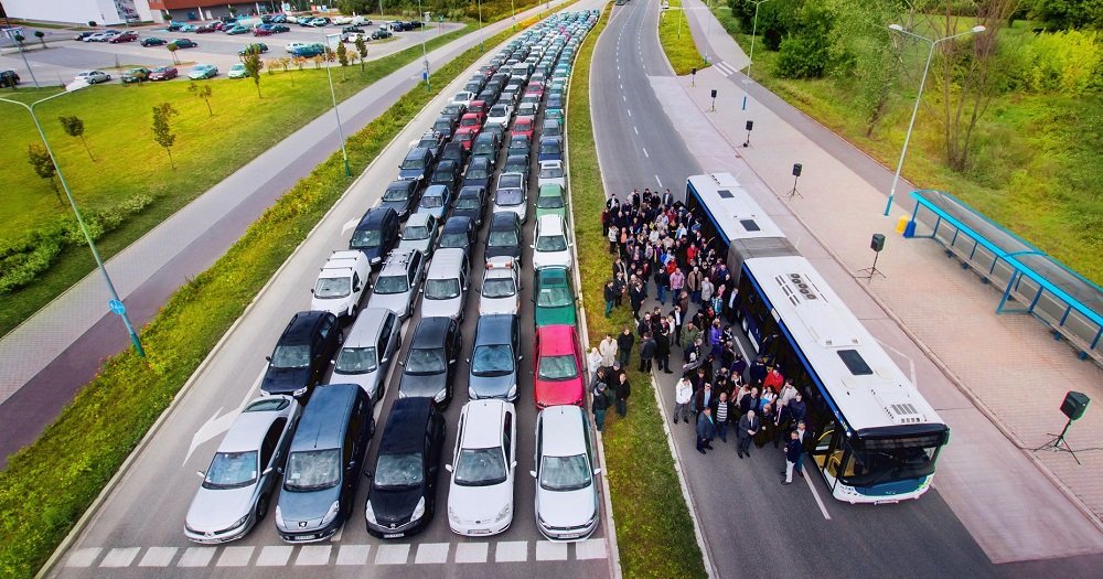 Solaris Bus & Coach ne prezintă o nouă imagine care arată dezastrul provocat de mersul cu mașina personală