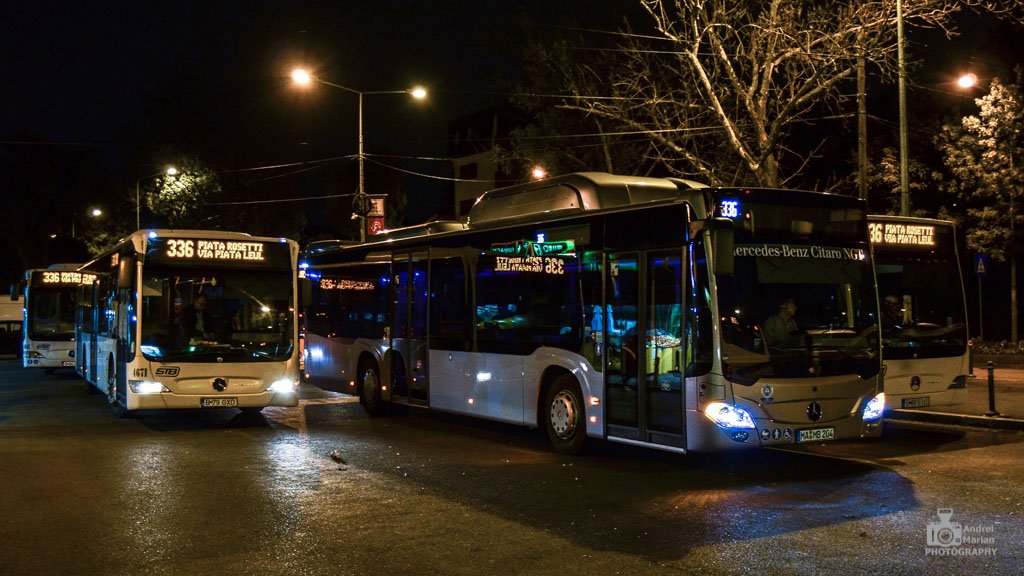 Ecologicul autobuz Mercedes Citaro NGT circulă pe linia 336 din București