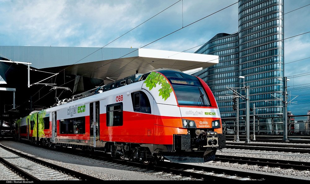 ÖBB și Siemens prezintă primul tren electro-hibrid Desiro ML Cityjet eco