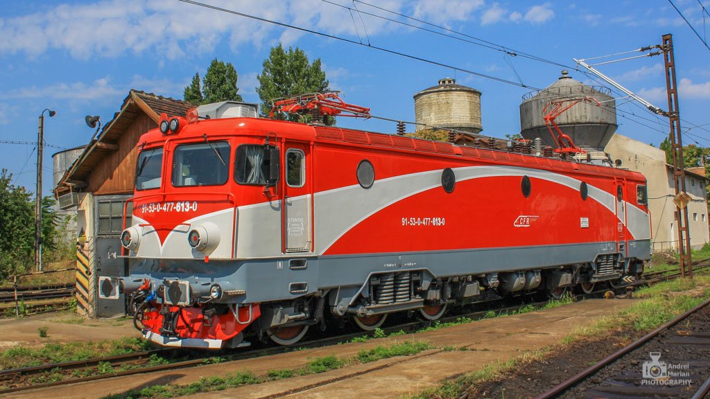 CFR Călători lansează licitația pentru reparația locomotivei 477-613-0