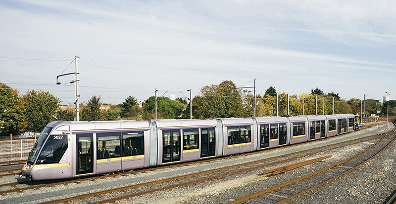 Utilizarea transportului public din Dublin este în creștere în timp ce utilizarea mașinilor personale scade rapid
