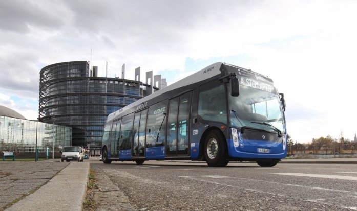 Autoritățile din Paris achiziționează numărul record de 800 de autobuze electrice pentru eliminarea tuturor autobuzelor diesel din transportul public local