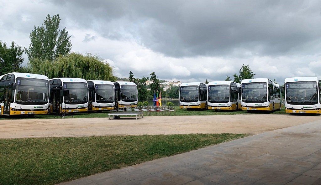BYD intră pe piața din Portugalia livrând primele 8 autobuze electrice