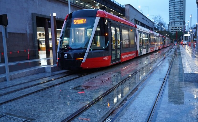 Sydney Light Rail a efectuat primele probe cu sistemul Alstom APS pe cea mai nouă linie din oraș