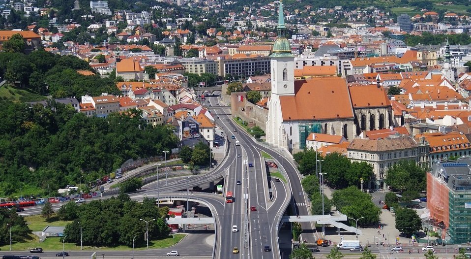 Bratislava va impune zone urbane cu emisii reduse