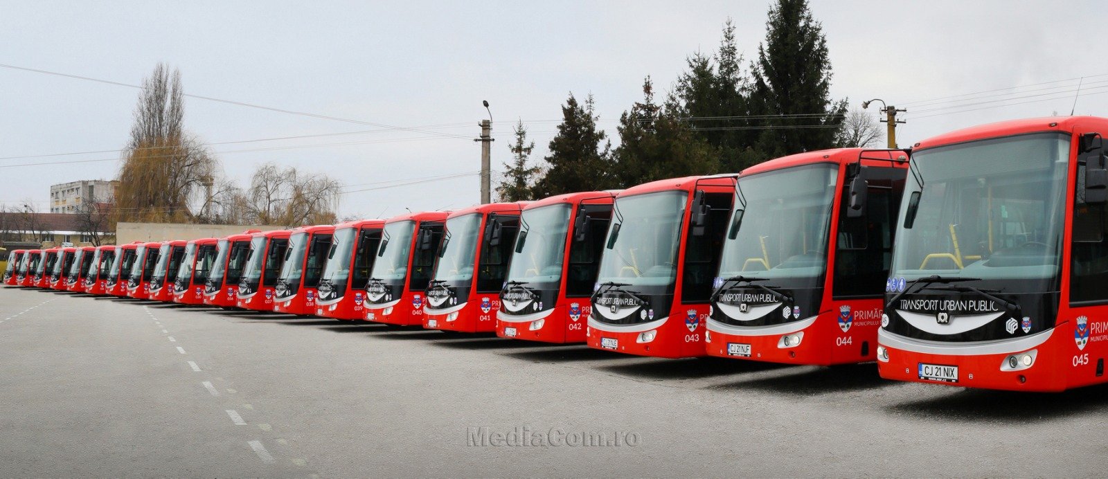 𝐓𝐮𝐫𝐝𝐚 𝐯𝐚 𝐢𝐧𝐚𝐮𝐠𝐮𝐫𝐚 𝐥𝐮𝐧𝐢 𝐧𝐨𝐮𝐚 𝐜𝐨𝐦𝐩𝐚𝐧𝐢𝐞 𝐝𝐞 𝐭𝐫𝐚𝐧𝐬𝐩𝐨𝐫𝐭 𝐩𝐮𝐛𝐥𝐢𝐜 și noile autobuze electrice