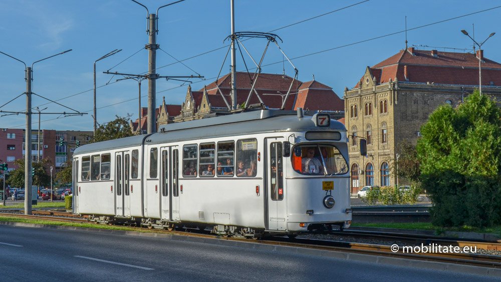 Primăria Arad a lansat licitația pentru modernizarea a 20 de tramvaie GT6 și GT8