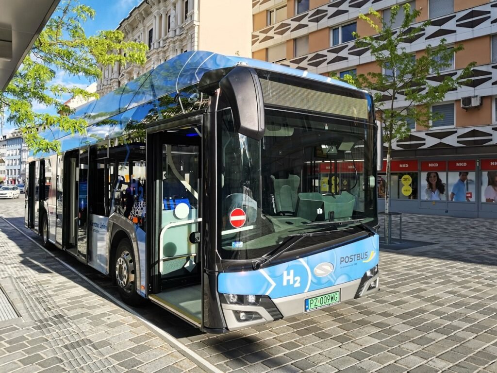 Solaris Bus incepe livrarea a pana la 40 de autobuze cu hidrogen pentru OBB Postbus