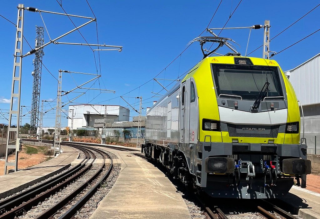 Spania - Captrain începe operarea cu locomotive Stadler EURO6000 pe ecartamentul Iberian