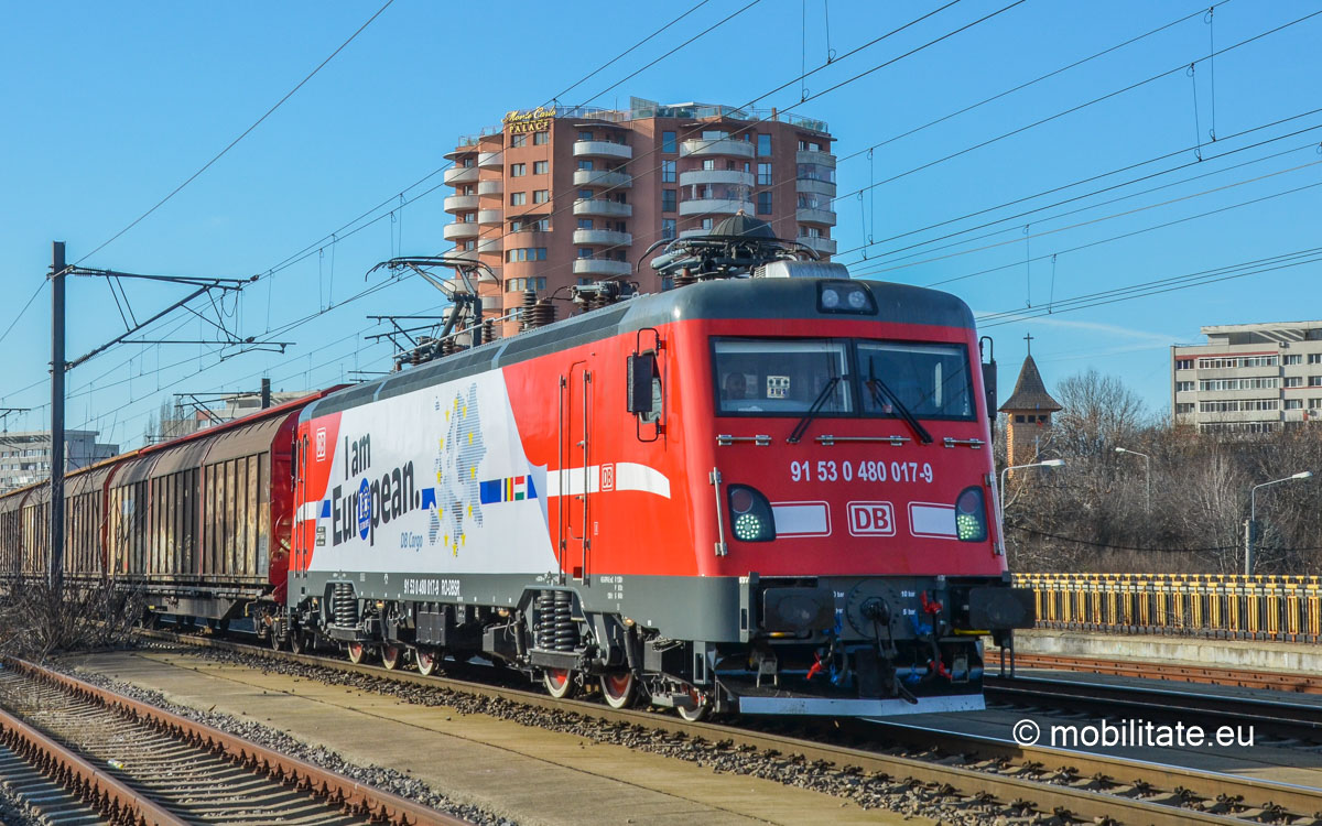 Locomotiva Transmontana 017 revine dupa RR în tematica europeană a DB Cargo România