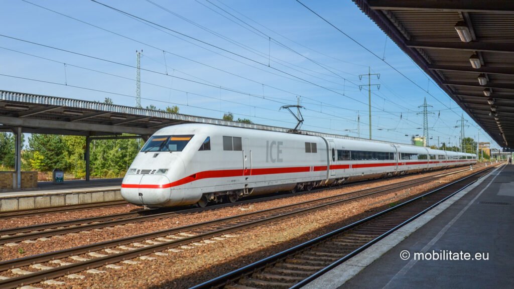 Germania - Experiența a Vossloh a ajutat la modernizarea liniei de mare viteză Berlin – Hamburg în timp record