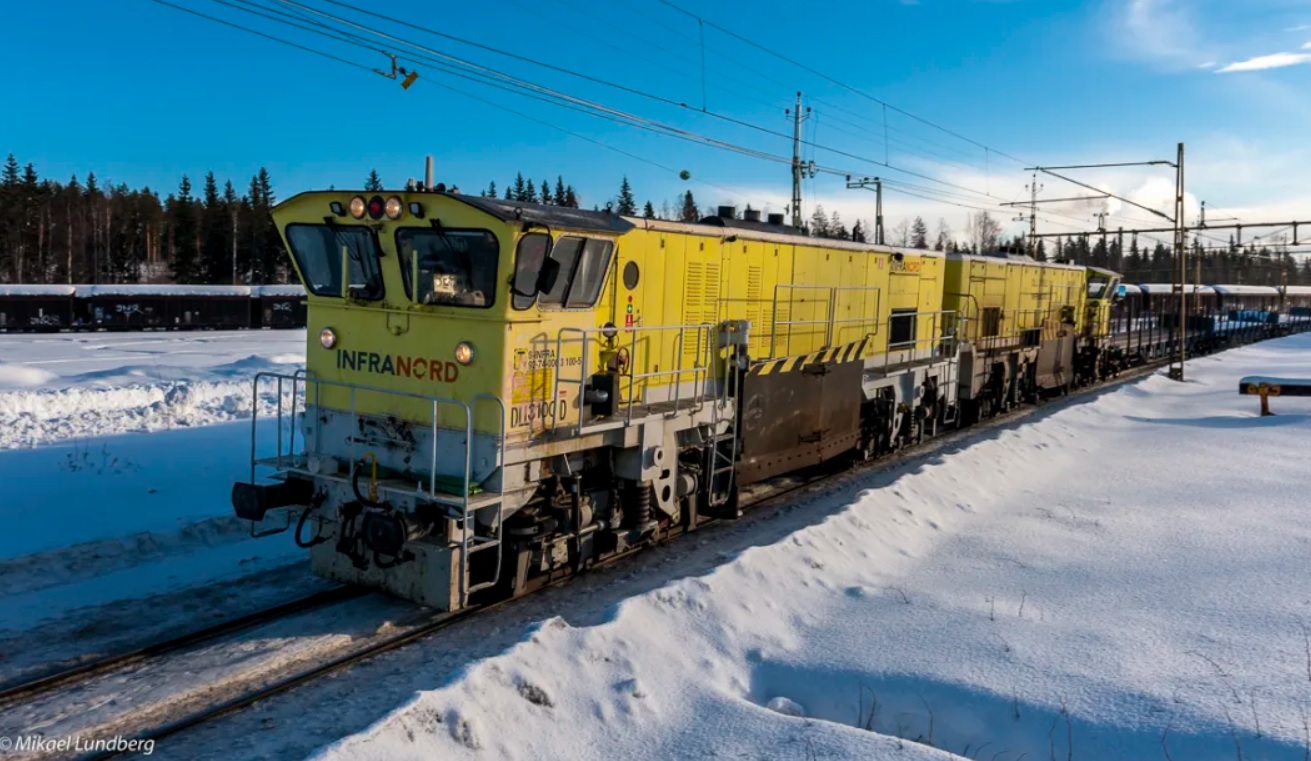 Suedia - Hitachi Rail va implementa ERTMS pe utilajele companiei de mentenanță a infrastructurii Infranord