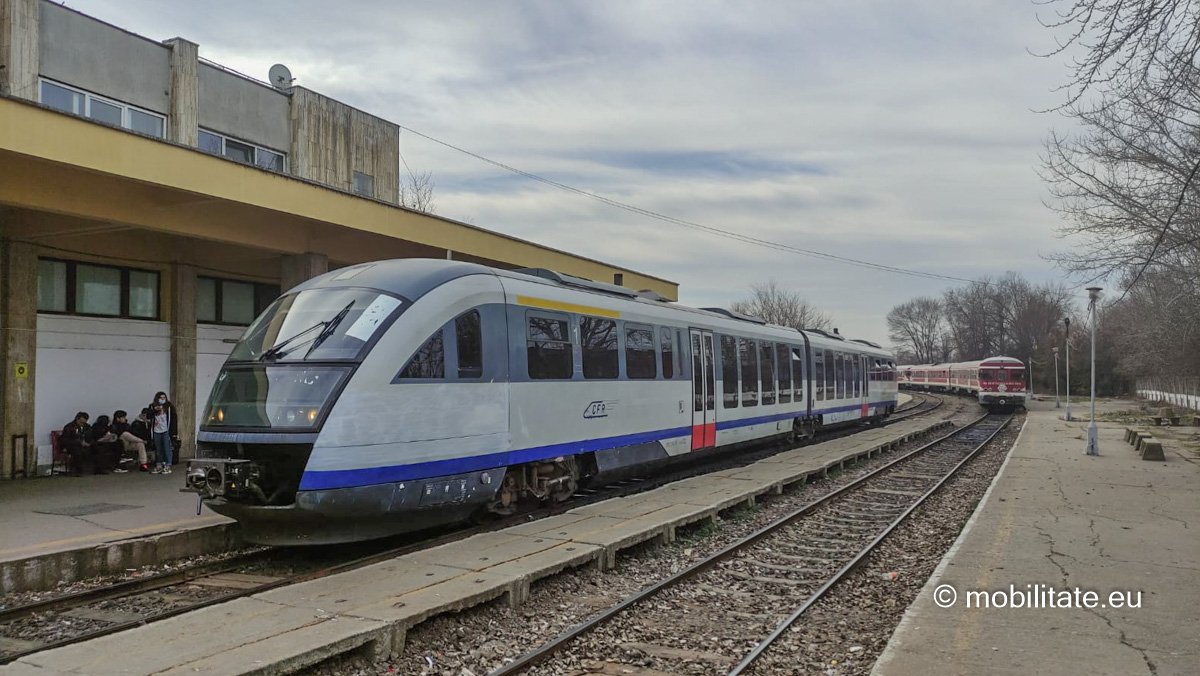 Pregătiri Pentru Trenul Metropolitan București Nord - Periș și Probe Pe ...