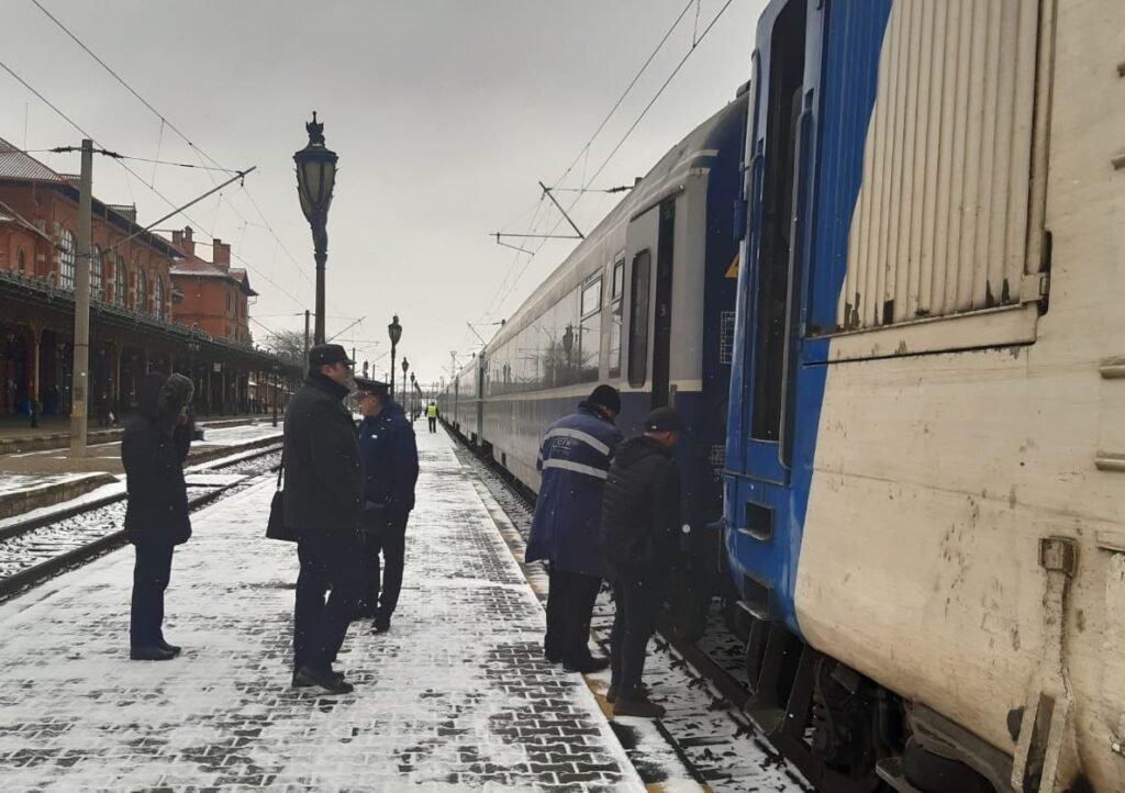 Sindicatele feroviare acuză blocarea politică a trecerii trenurilor la Vadu Siret