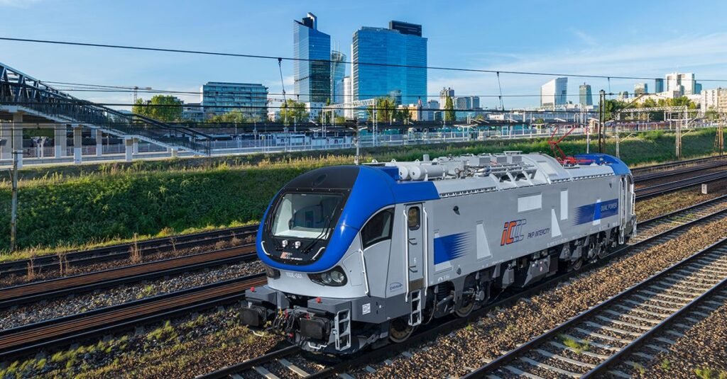 PKP Intercity cumpără 16 locomotive hibride de la PESA