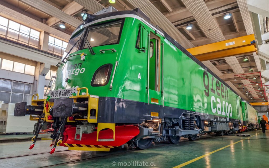 Softronic livrează următoarele două locomotive Transmontana în Suedia și depășește pragul de 70 de locomotive produse
