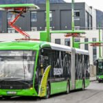 Călătorii mai ieftine în Brașov în urma modernizării transportului public cu autobuze electrice și troleibuze noi