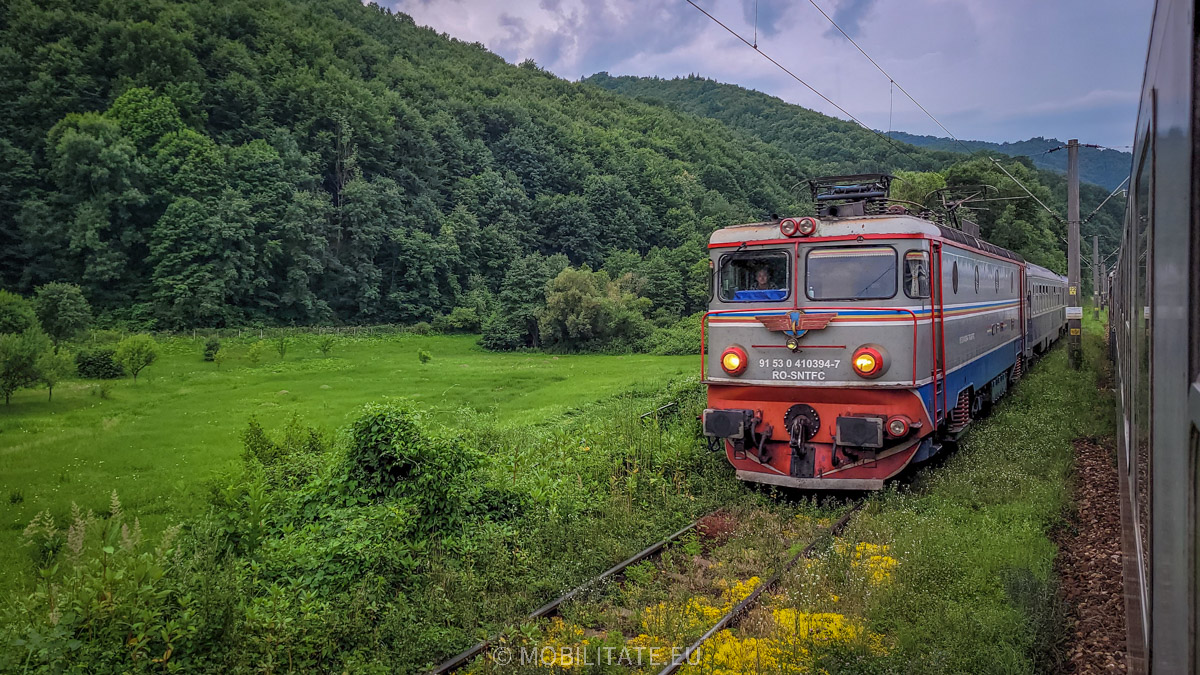 CFR SA licitează reparația terasamentului pe un tronson între Izvoru Oltului și Izvoru Mureșului
