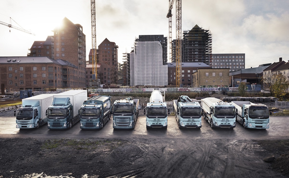 Volvo Trucks a primit o comandă record de 1000 de camioane electrice de la Holcim