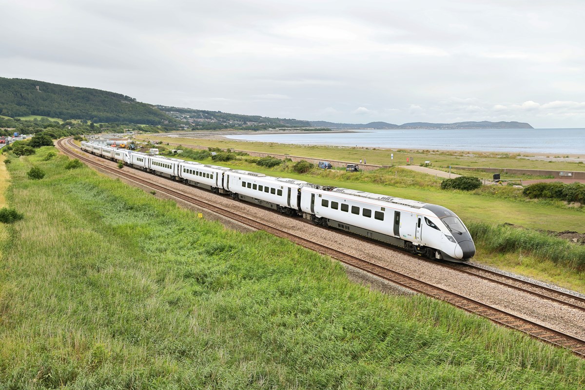 Noul tren Hitachi de la Avanti West Coast a început testele către Chester și Țara Galilor