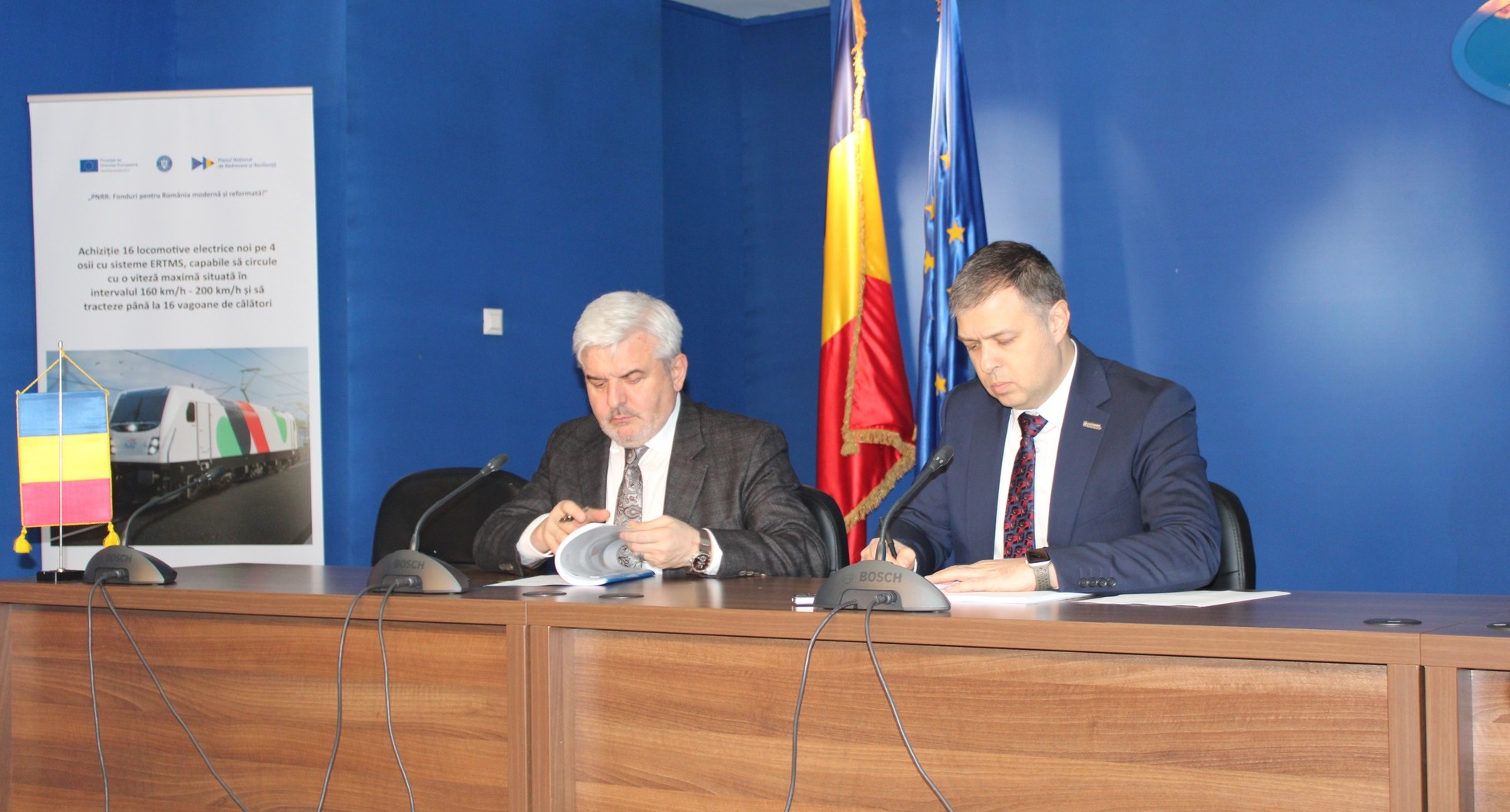 ARF și Alstom au semnat contractul pentru 16 locomotive electrice Traxx pentru operatorii de transport călători din România