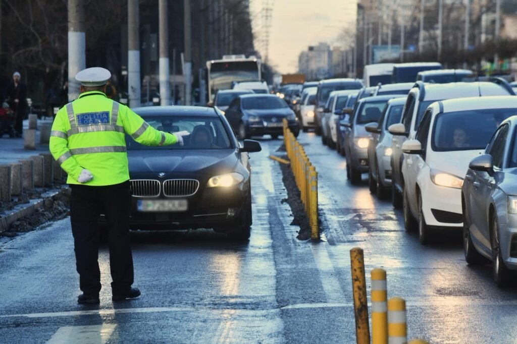 Poliția Locală din Sectorul 6 a început eliberarea benzilor BUS utilizate abuziv de șoferi pe Bulevardul Iuliu Maniu