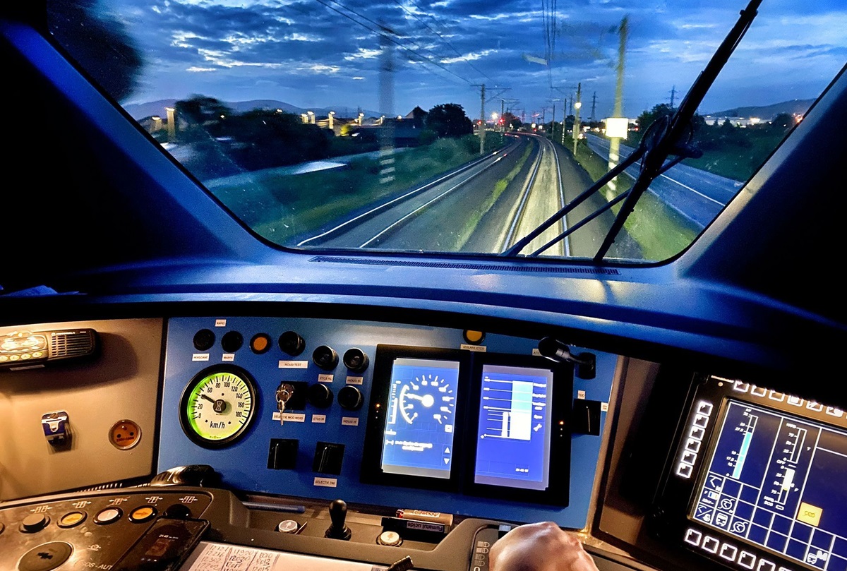 Alstom anunță finalizarea cu succes a testelor ETCS Nivel 2 pe ruta Sighișoara - Simeria