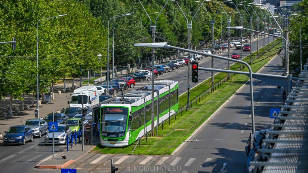 STB SA anunță din acest weekend utilizarea tuturor vehiculelor cu aer condiționat. Tramvaiele Imperio vor circula și pe linia 47