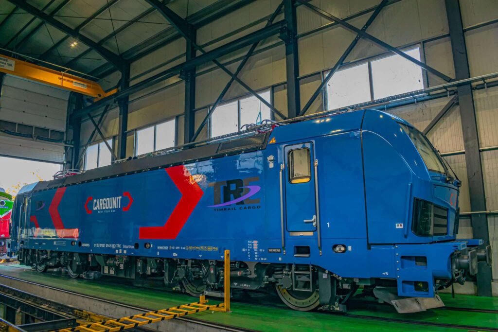 Tim Rail Cargo a primit încă două locomotive Siemens Smartron. Compania operează 4 din cele deja peste 20 de unități Smartron livrate de Siemens în România