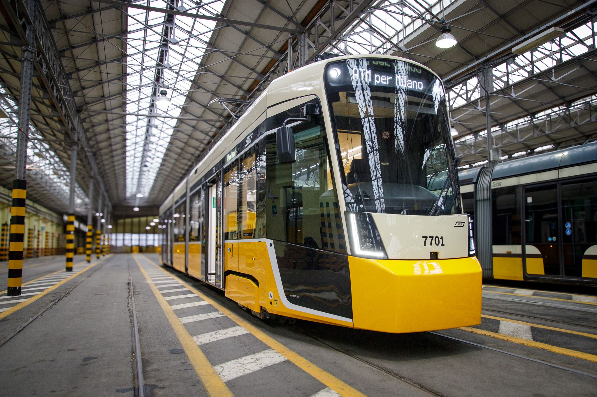 Stadler a pus în funcțiune primul din cele 74 de tramvaie noi pentru ATM Milano. Tramvaiele vor pensiona vechile ATM1500 produse în anii 30