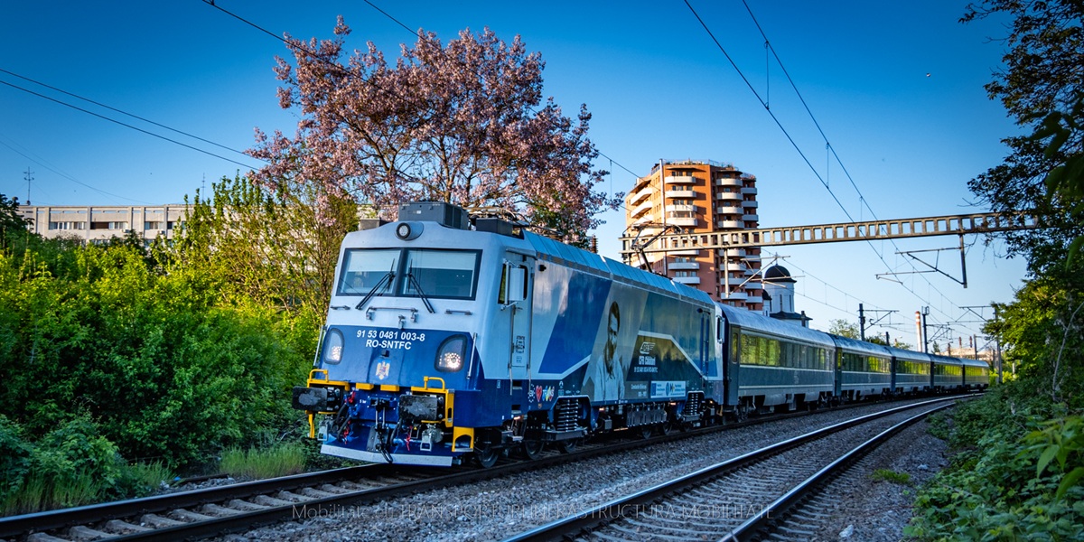 Cea mai nouă locomotivă modernizată la Softronic a tras primele trenuri pe ruta București - Constanța. Locomotiva Constantin Brâncuși este a patra LEMA modernizată prin PNRR