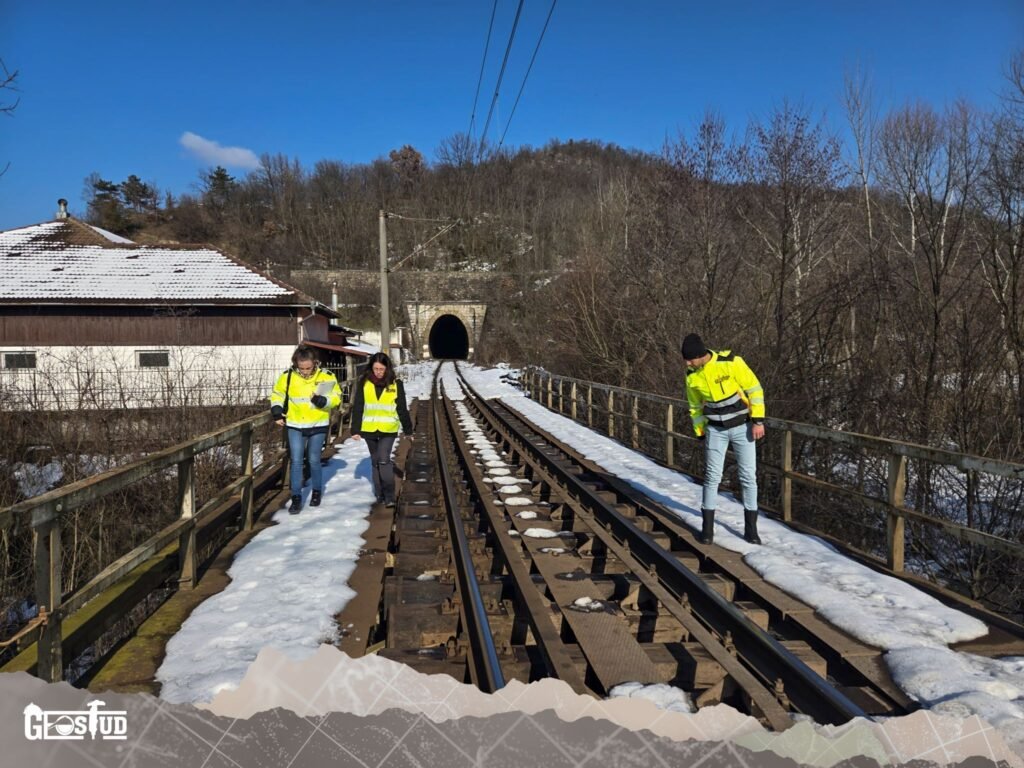 Noi studii geotehnice pentru proiectarea modernizării liniei Drobeta - Băile Herculane