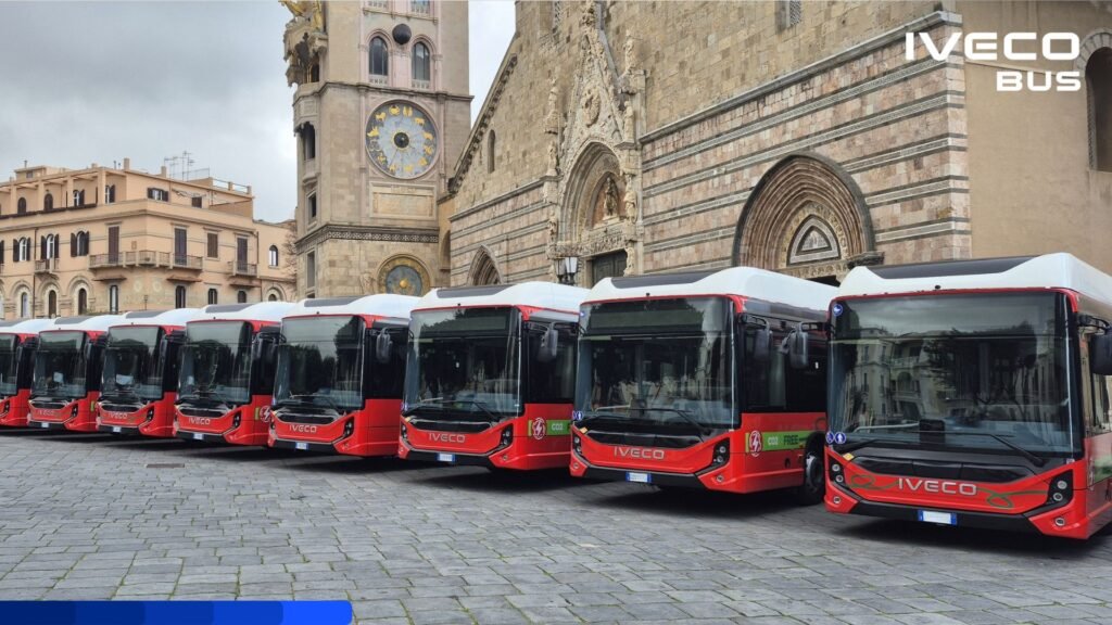 IVECO BUS livrează primele 29 din 54 de autobuze electrice E‑WAY pentru Messina