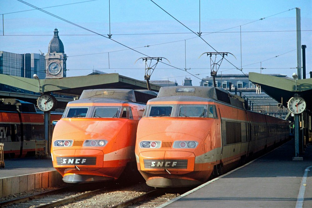 26 februarie 1981 - 26 februarie 2026 marchează 45 de ani de la atingerea recordului TGV de 380 km/h