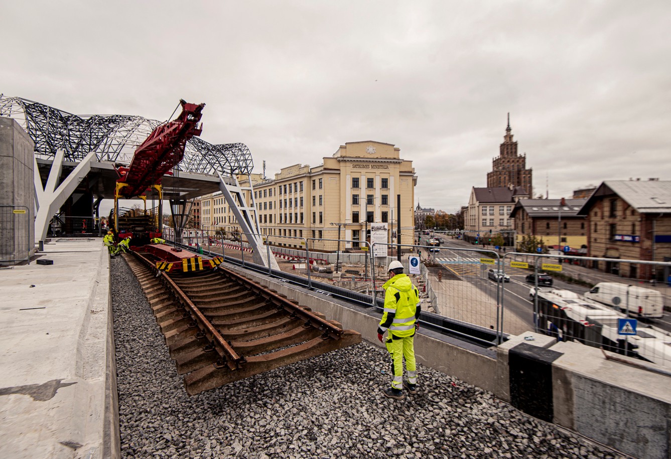 Rail Baltica accelerează lucrările în 2026 având peste 267 km de linie pregătiți pentru construcție în cele trei state baltice ale viitoarei rețele feroviare