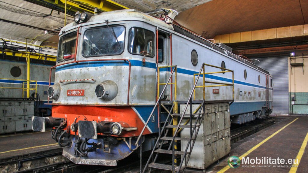 Foto - CFR Călători trimite la modernizare penultima locomotivă EA din cele 38 cuprinse proiectul PNRR pentru locomotivele EA 5100 kW