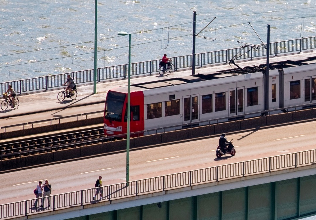 Köln aproba finantarea pentru pana la 69 de noi tramvaie moderne pentru innoirea flotei KVB