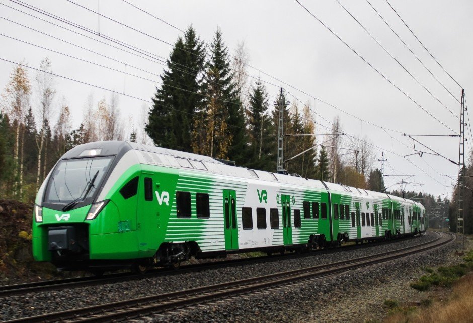 VR vinde material rulant către compania Suomen Ostoliikennekalusto Oy ajutând Finlanda să accelereze reforma transportului feroviar de călători
