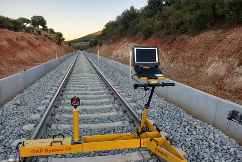 Adif investește 2,2 milioane de euro în consolidarea infrastructurii feroviare dintre Zegama și Brinkola