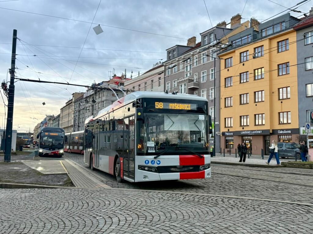 Primul troleibuz Bozankaya din Praga a început cursele cu călători