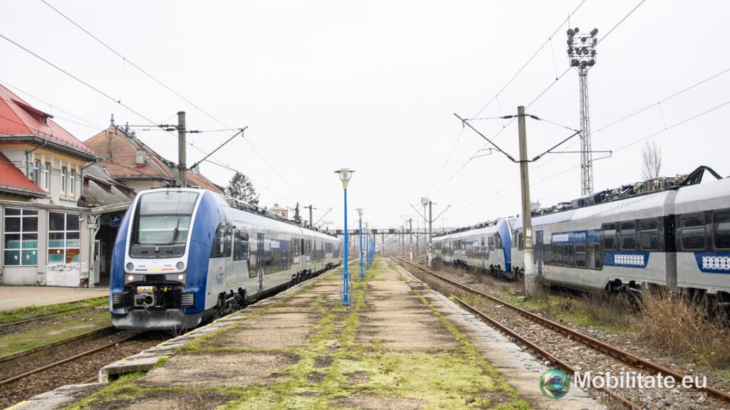 PESA continuă testele cu ramele electrice pe rețeaua feroviarăd din România în așteptarea altor rame din fabrică