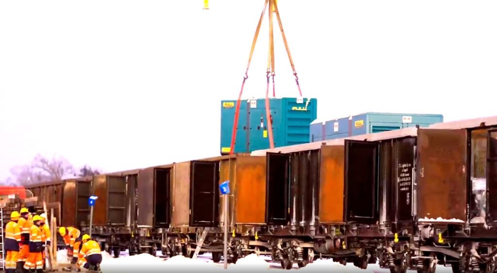 LTG Cargo Polska transportă în timp record generatoare din Lituania către Ucraina