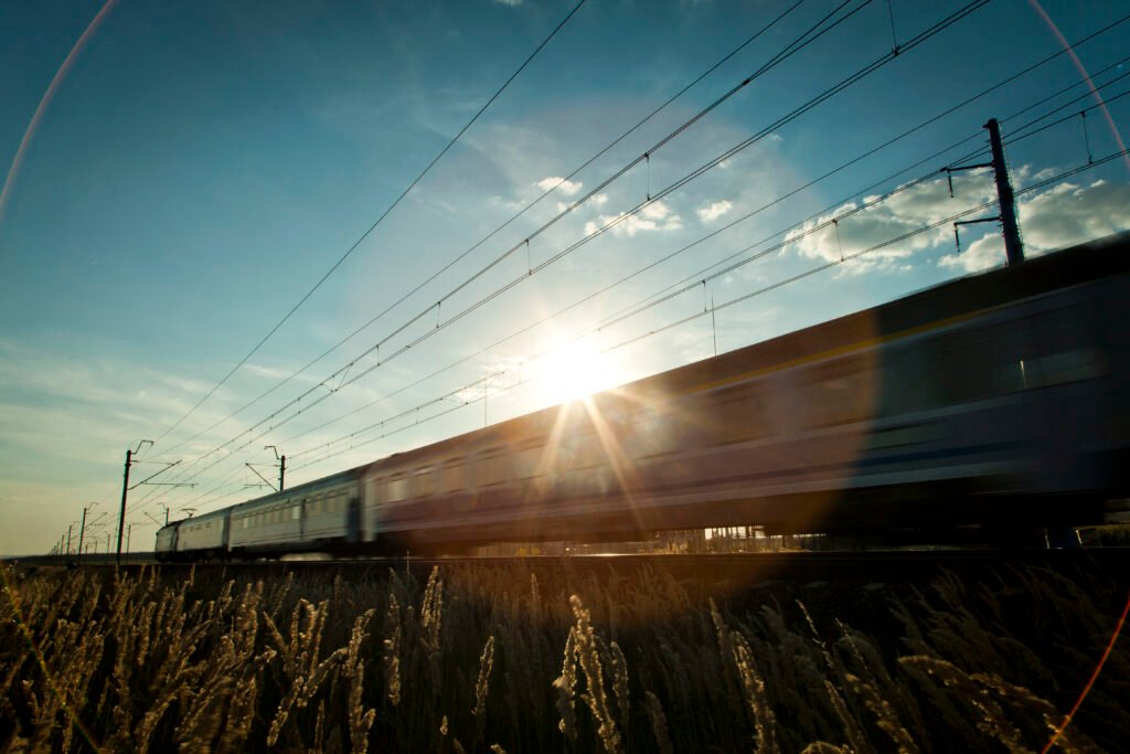 PKP Intercity introduce din martie noi trenuri spre Olsztyn și Trójmiasto și anunță modificări de circulație din cauza lucrărilor la infrastructură