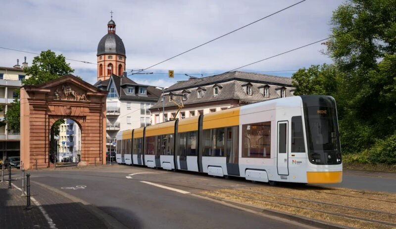 Mainz investește în 22 de tramvaie Škoda ForCity Smart printr-o finanțare de peste 100 de milioane de euro structurată de DAL