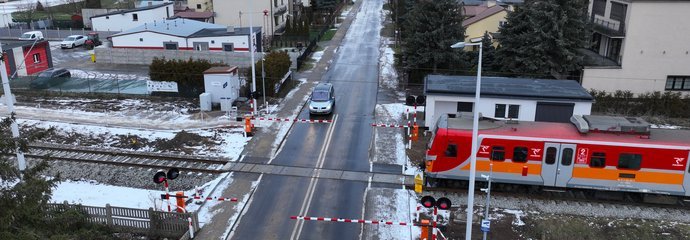 Modernizarea trecerilor la nivel din Kujawsko‑Pomorskie crește siguranța rutieră și feroviară în regiune