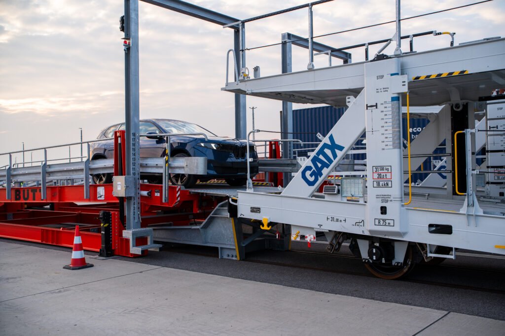 PSP Rail începe un amplu contract pentru transportul mașinilor cu BMW Debrecen