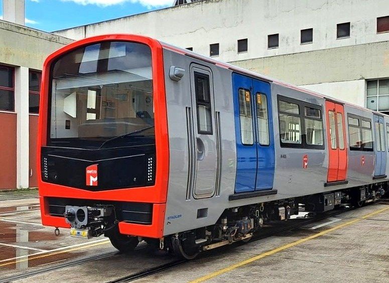 Stadler livrează 24 de trenuri noi echipate cu cuple Dellner pentru Metroul din Lisabona